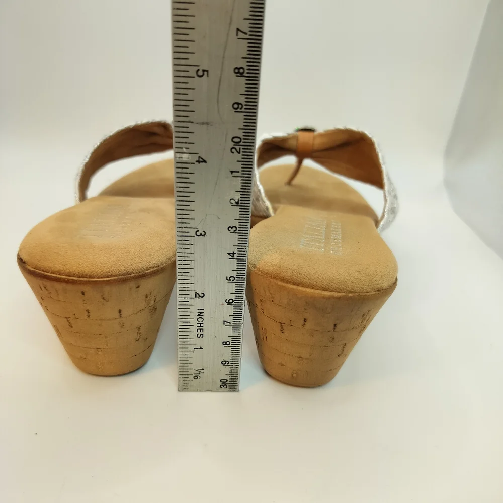 Italian Shoemakers Silver Thong‎ Wedges Womens Size 8.5 Bedazzled Cushion Sole